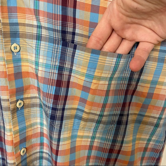 Peter Millar Short Sleeved Casual Button down Size: Large - Picture 5 of 6